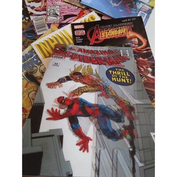 11 Marvel Comics - Picture 5 of 8